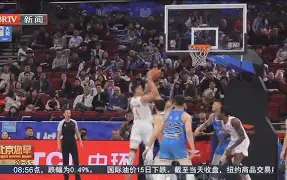尤文图斯豪取连胜备战法甲今晨拉齐奥调整名单以备欧联，摩纳哥清晨扳平良机都惊呆了(尤文图斯迎战拉齐奥直播在线看)