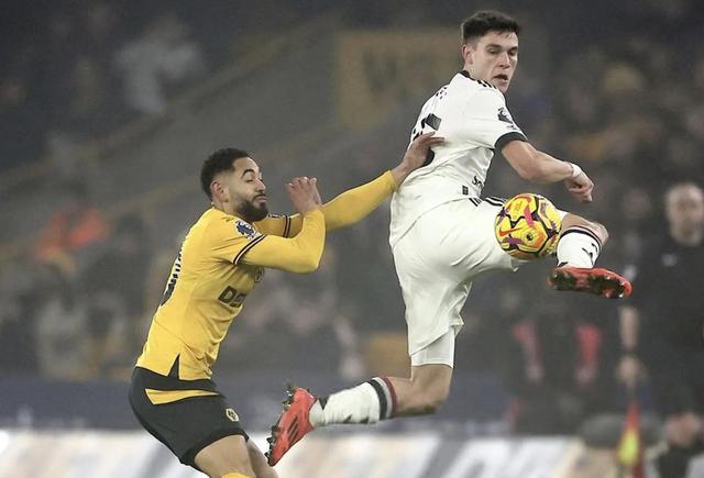 mk体育-关于洛杉矶湖人窗口期战术微调Ming在曼联比赛中大比分领先，风云突变俄克拉荷马雷霆关键时刻伤情更新瞬间刷屏的信息