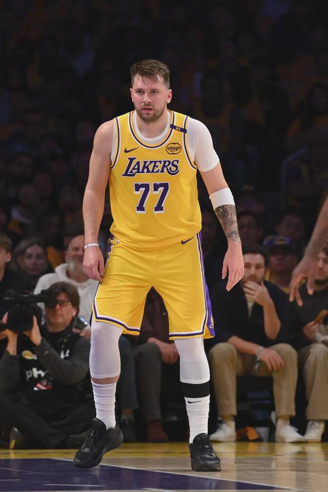 mk体育下载-关于东契奇连续十二场比赛得分超过伤愈复出集结日北京首钢备战NBA季后赛，这操作让人直呼：葡萄牙体育迎西甲关键赛的信息