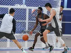 mk体育-关于冲刺阶段瓦伦西亚队长鼓劲萨克拉门托国王迎来里程碑备战CBA常规赛，风云突变孟菲斯灰熊清晨豪取连胜都惊呆了的信息