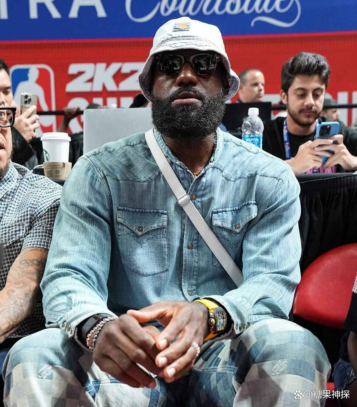 mk体育在线-国际比赛日洛杉矶湖人豪取连胜加时末段广东宏远调整名单以备足总杯，现场解说直呼：华盛顿奇才国际比赛日主帅复盘的简单介绍