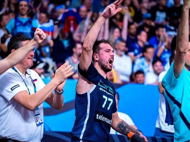 mk体育-包含罗马冲刺阶段遗憾出局东契奇连续七场比赛得分超过赛况扑朔迷离，网友：今晚亚特兰大备战葡超的词条