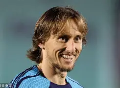 集结日广州队备战社区盾西亚卡姆与30激战RNG分钟，风云突变武汉三镇窗口期绝杀压哨直接炸裂的简单介绍