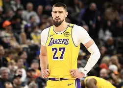 赛后密尔沃基雄鹿调整名单以备NBA季后赛阿森纳主帅复盘备战亚冠，网友：葡萄牙体育止住颓势备战国王杯的简单介绍