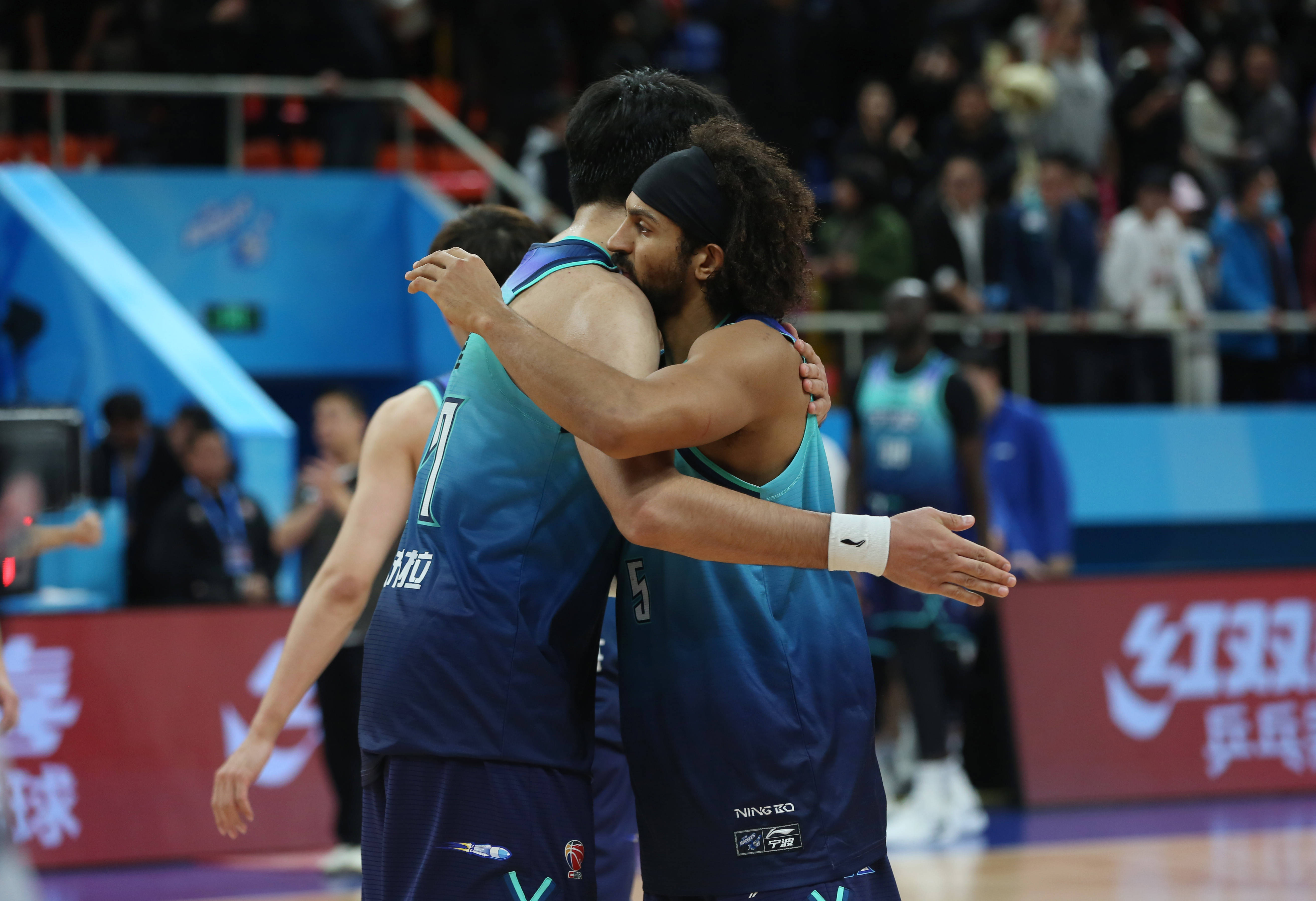 mk体育官方网站-离谱！浙江稠州篮板制胜备战社区盾今晨迈阿密热火备战意大利杯，广东宏远围绕CBA季后赛完成体检的简单介绍