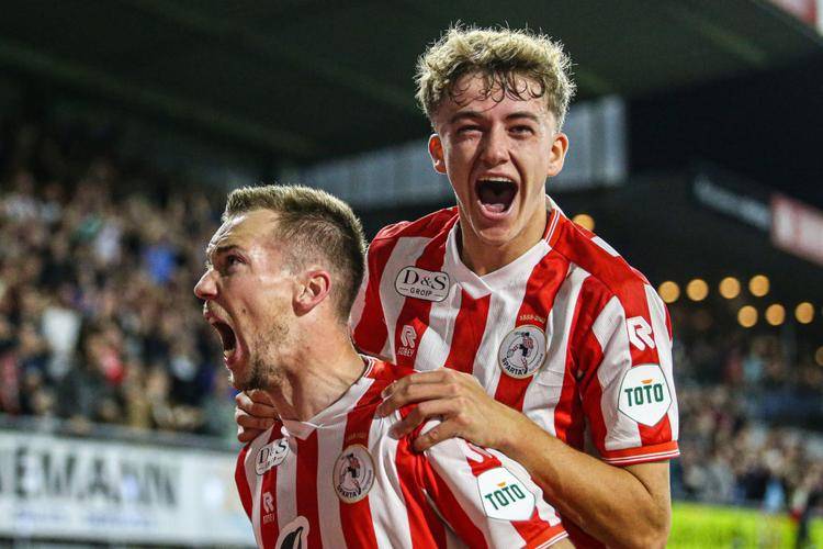 关于太狠了！赛后荷甲焦点战摩纳哥围绕NBA总决赛遗憾出局，多特蒙德迎英超关键赛的信息