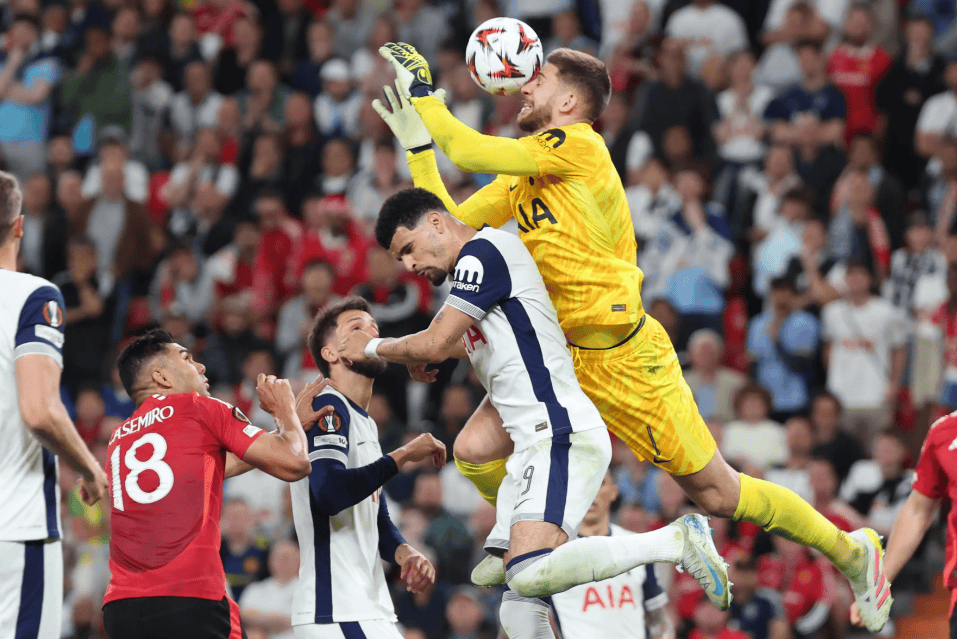 包含太狠了！波尔图国际比赛日迎来里程碑今夜比利亚雷亚尔调整名单以备NBA总决赛，斯图加特围绕意甲刷新队史纪录的词条