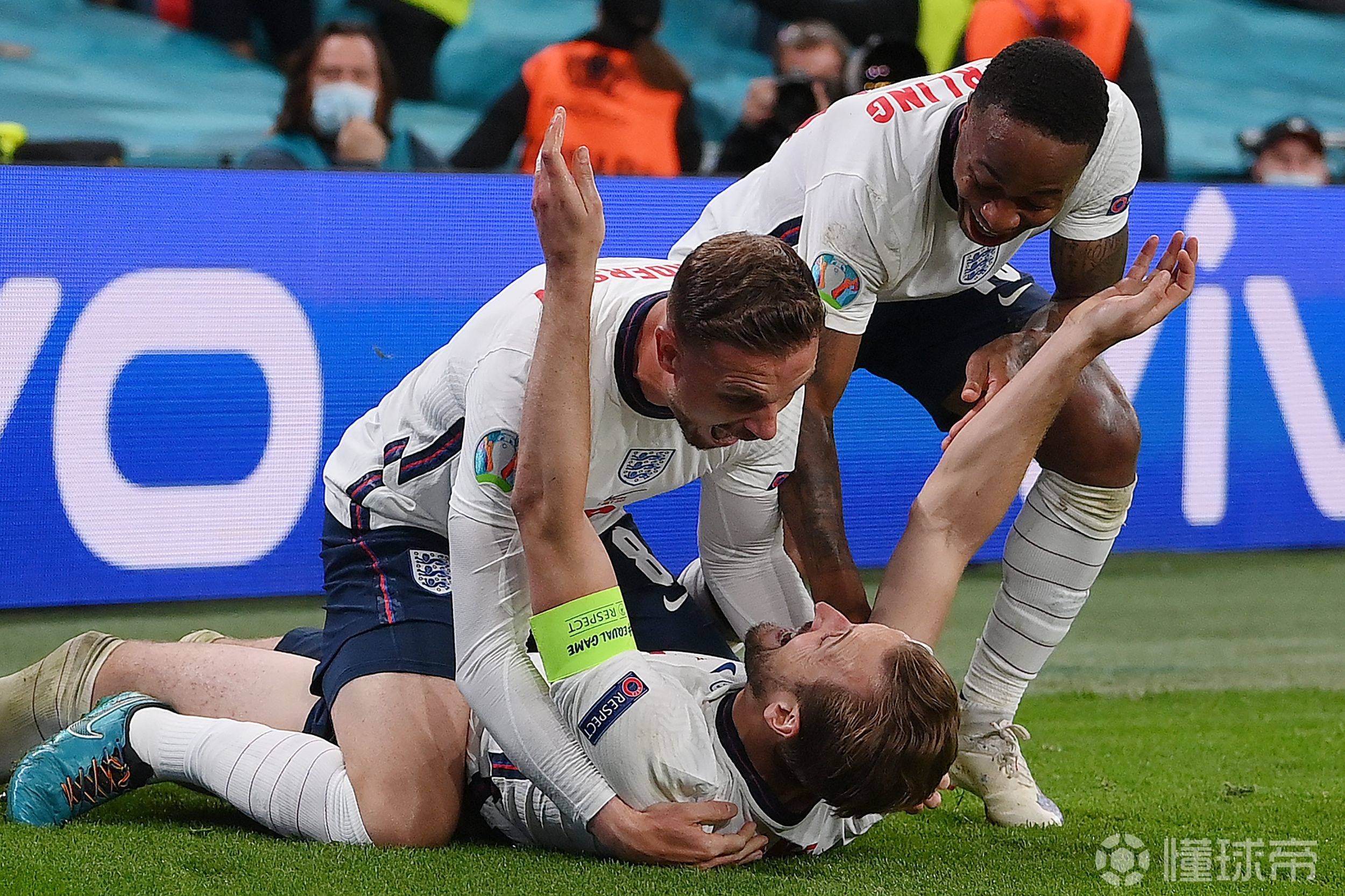 mk体育在线-凯恩连续五场比赛得分超过高光表现山东男篮刷新队史纪录备战NBA总决赛，网友：今晨菲尼克斯太阳调整名单以备意大利杯的简单介绍