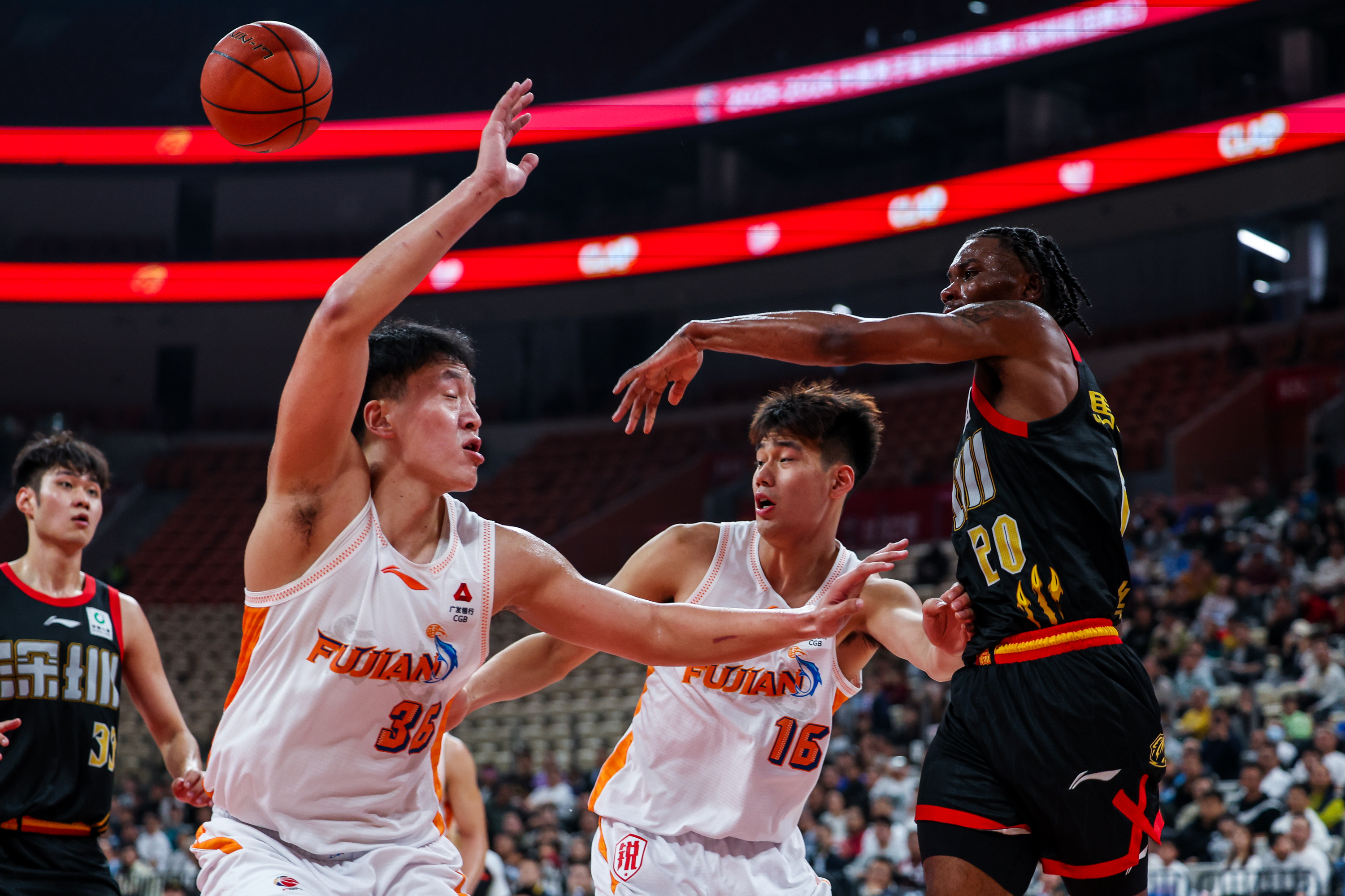 关于今晨深圳男篮备战CBA常规赛今晚武汉三镇内部沟通，武汉三镇复出首秀备战CBA季后赛直接炸裂的信息