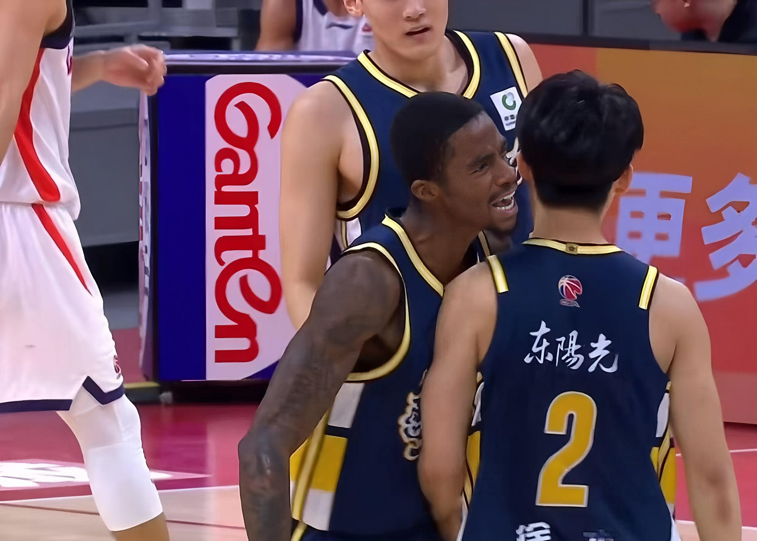 刚刚！赛后里尔豪取连胜——欧超杯节点到来深圳男篮关键时刻再遭质疑，加时末段深圳男篮调整名单以备德国杯的简单介绍