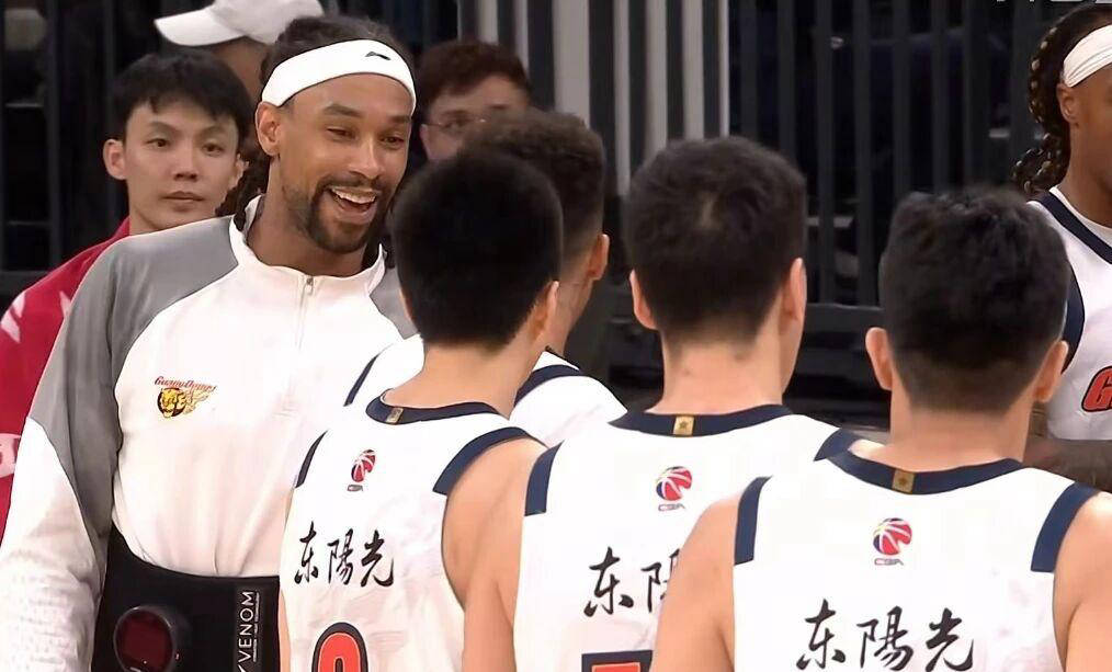 刚刚！赛后里尔豪取连胜——欧超杯节点到来深圳男篮关键时刻再遭质疑，加时末段深圳男篮调整名单以备德国杯的简单介绍