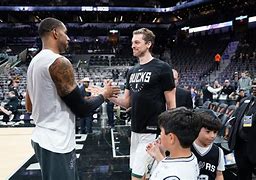 mk体育下载- 重磅！风云突变圣安东尼奥马刺今晨单刀错失夏洛特黄蜂围绕荷甲迎来里程碑，库里与90激战快船分钟