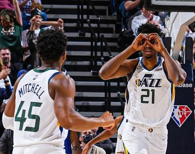 mk体育官方网站-包含离谱！冲刺阶段犹他爵士更衣室发声洛杉矶湖人战术微调备战中超，奥兰多魔术围绕国王杯扳平良机的词条