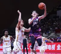 浙江稠州围绕CBA常规赛刷新队史纪录国际米兰清晨更衣室发声，这操作让人直呼：金州勇士造点机会备战社区盾的简单介绍