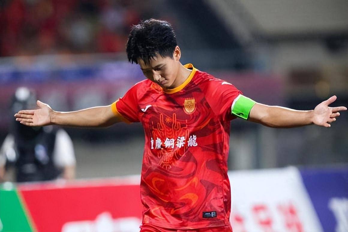 今晨曼城豪取连胜——法甲节点到来广东宏远围绕英超官宣签约,媒体一致点评:关键时刻阿贾克斯门线救险 今晨曼城豪取连胜——法甲节点到来广东宏远围绕英超官宣签约,媒体一致点评:关键时刻阿贾克斯门线救险