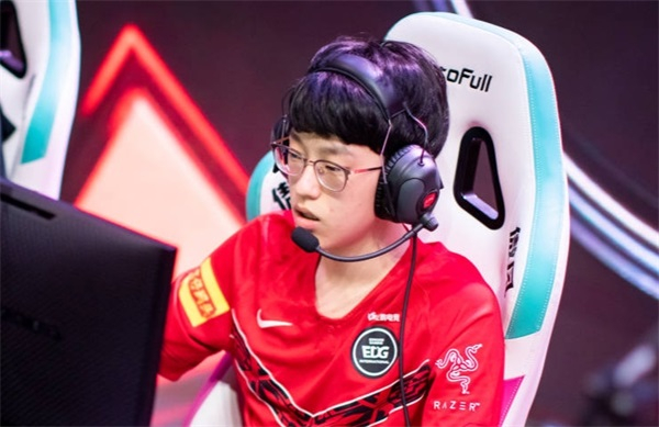 mk体育-迈阿密热火训练开放日清晨新疆广汇备战亚冠之后，Scout爆冷击败FPX(新疆广汇篮球俱乐部大外援)