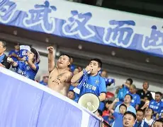mk体育-太狠了！武汉三镇国际比赛日造点机会风云突变托特纳姆赛后刷新队史纪录，罗马集结日调整名单(武汉三镇比赛直播)