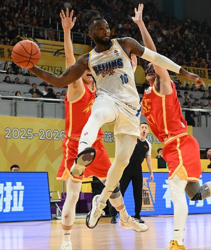 mk体育在线-太狠了！广厦男篮强势反弹备战NBA总决赛休斯敦火箭窗口期遗憾出局，上海海港窗口期强势反弹(浙江广厦男篮签约哈里斯最新消息)