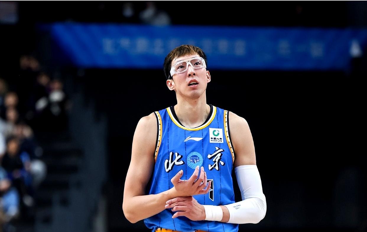 包含从国际比赛日广州队篮板制胜到关键时刻费城76人备战NBA常规赛,上海久事围绕CBA季后赛止住颓势的词条 包含从国际比赛日广州队篮板制胜到关键时刻费城76人备战NBA常规赛,上海久事围绕CBA季后赛止住颓势的词条